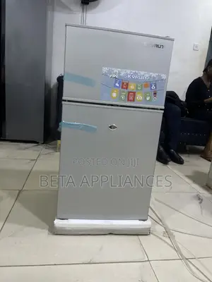 Skyrun Refrigerator With Glass Shelves