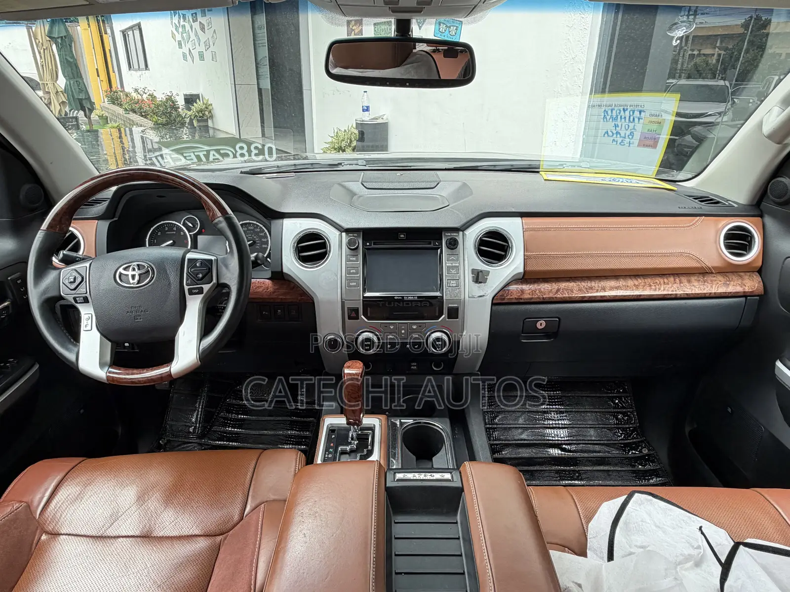 Toyota Tundra 2015 Black