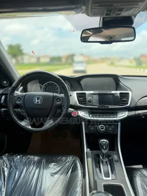 Honda Accord Touring V-6 4dr Sedan (3.5L 6cyl 6A) 2015 Black