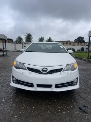 Toyota Camry SE Limited Edition 4dr Sedan (2.5L 4cyl 6A) 2012 White