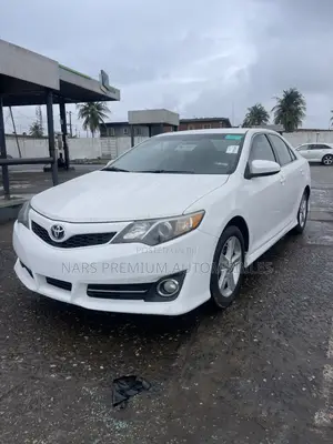 Toyota Camry SE Limited Edition 4dr Sedan (2.5L 4cyl 6A) 2012 White
