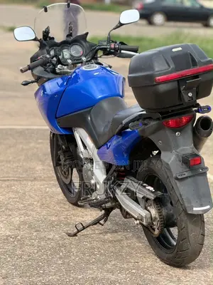Suzuki V-Strom 2010 Blue