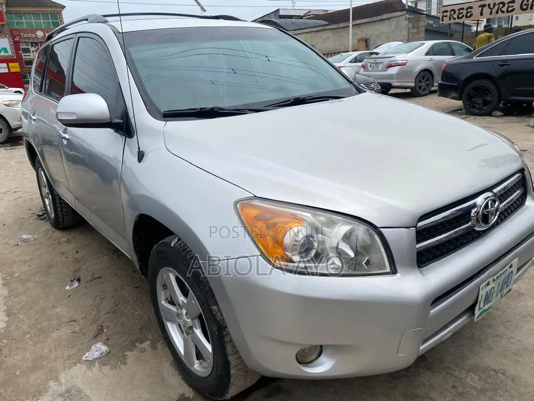 Toyota RAV4 2008 Silver