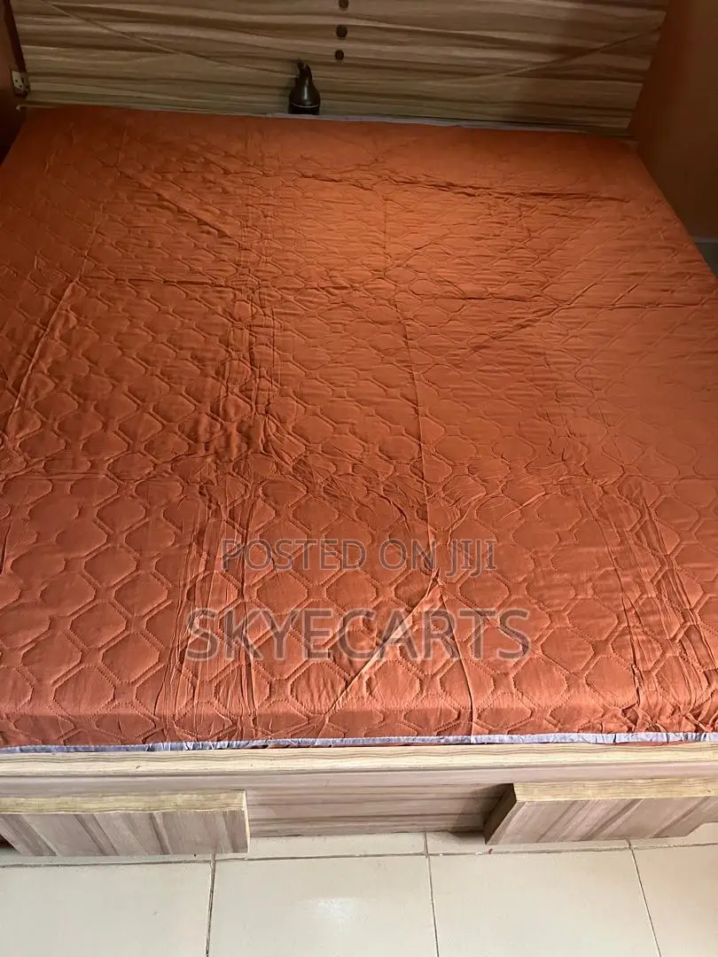 100% Waterproof Mattress Cover