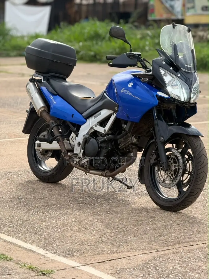 Suzuki V-Strom 2010 Blue