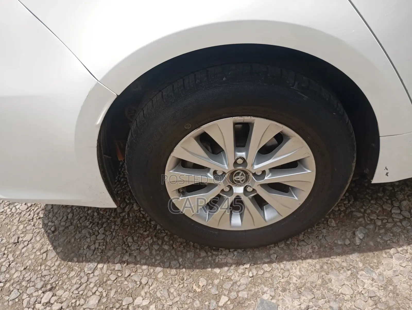 Toyota Corolla 2021 White