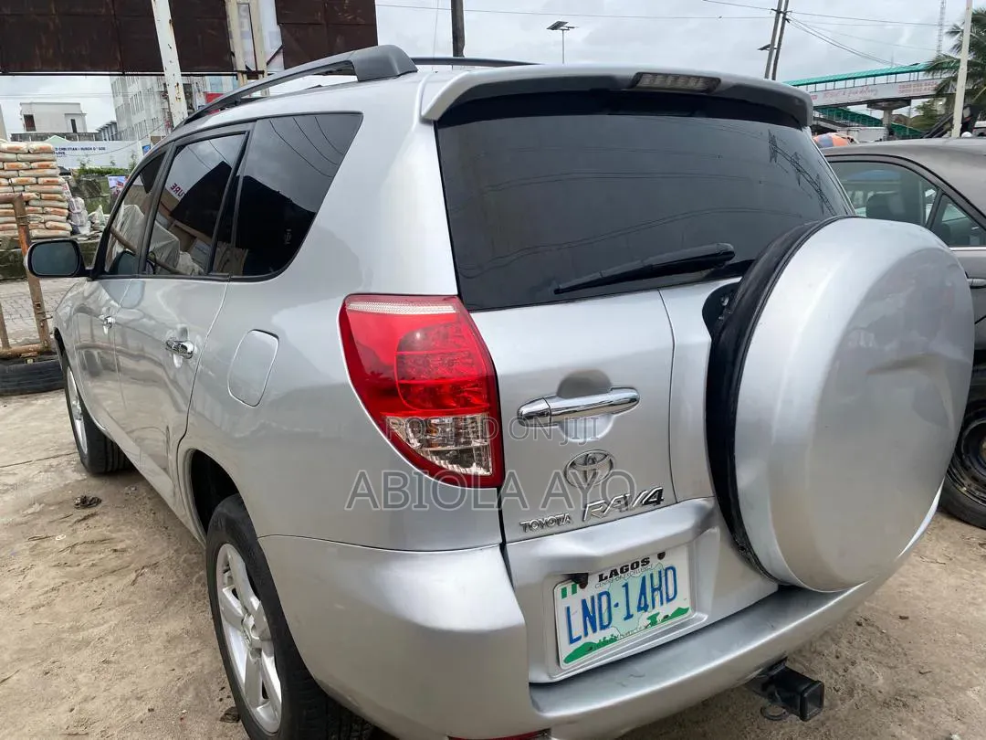Toyota RAV4 2008 Silver