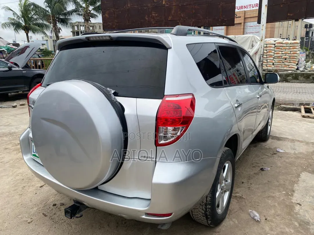 Toyota RAV4 2008 Silver