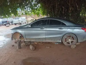 Mercedes-Benz CLA-Class 2016 Silver