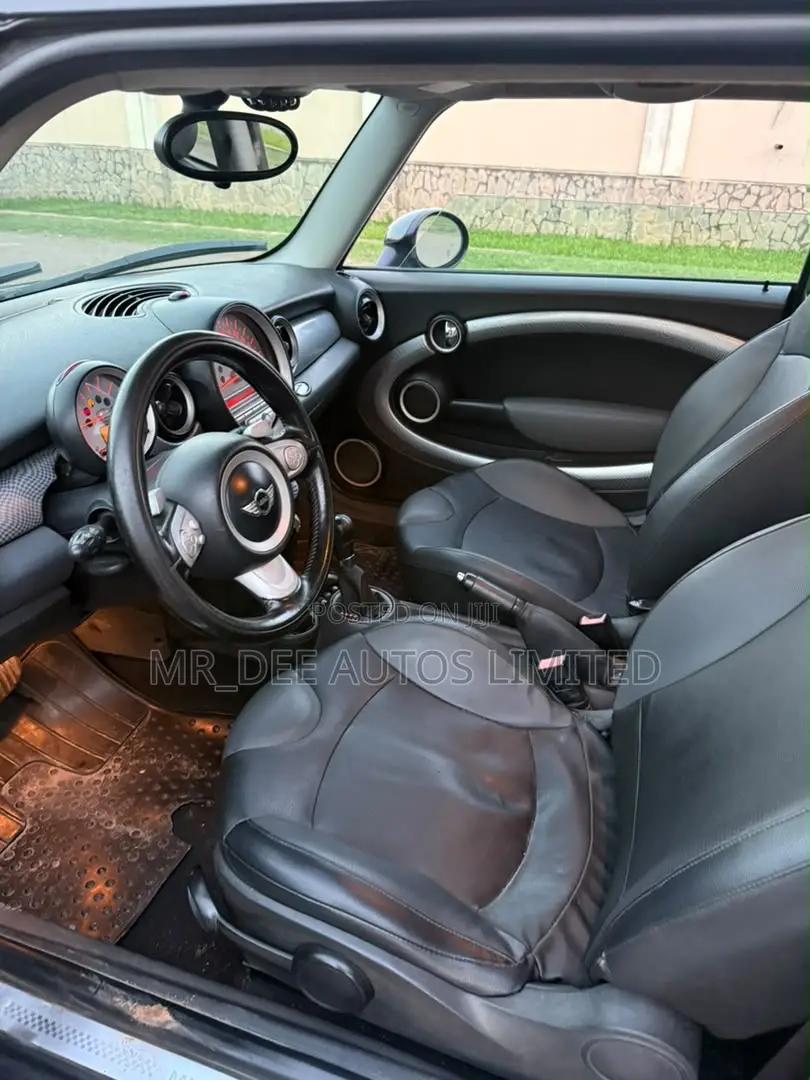 Mini Cooper S 2010 Green