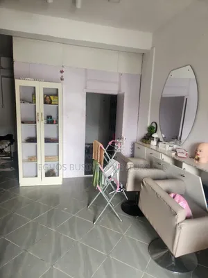 Female Salon Tattoo Studio Shop for Sale