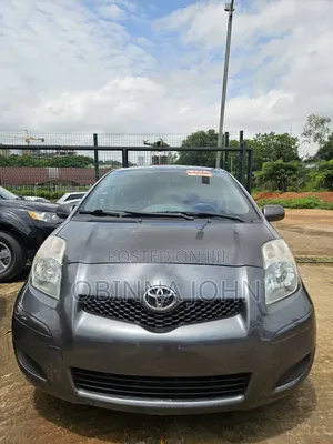 Toyota Yaris 2009 Gray