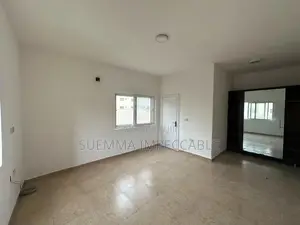 3bdrm Apartment in Lekki Phase 1 for rent