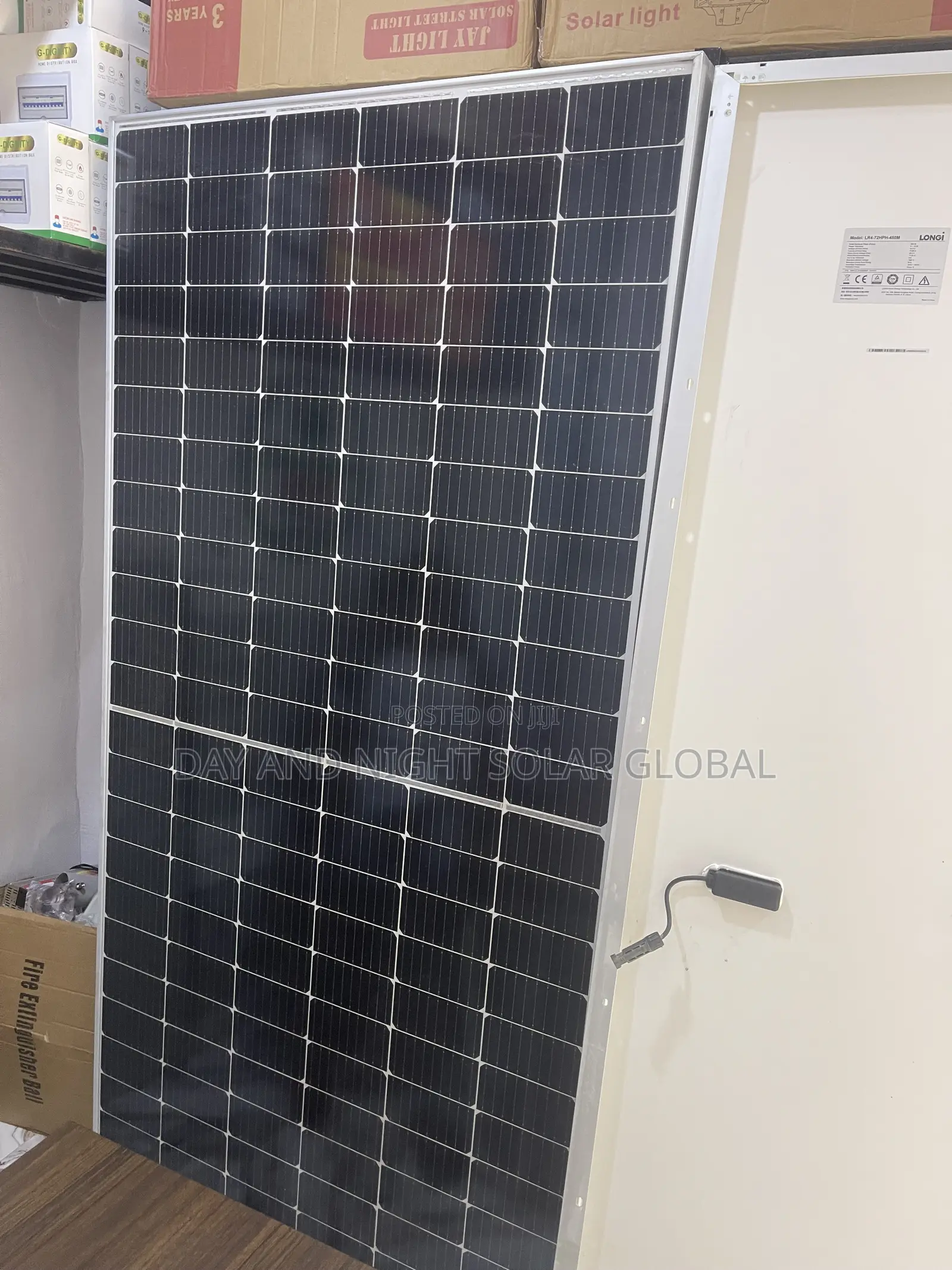 Original 550Watts Longi Halfcut Solar Panel 144cells