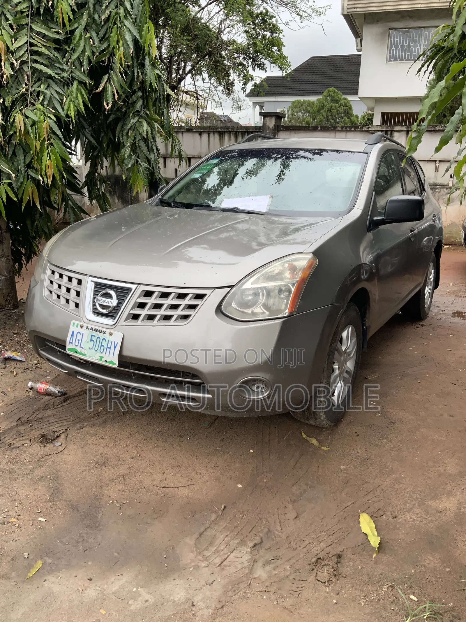 Nissan Rogue 2010 Gray