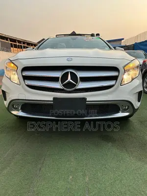 Mercedes-Benz GLA 250 2017 White