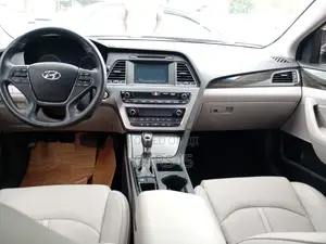Hyundai Sonata Limited 2.0T Seban (2.0L 4cyl 6A) 2017 Brown