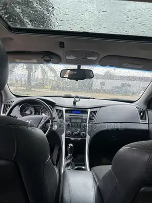 Hyundai Sonata 2012 Red