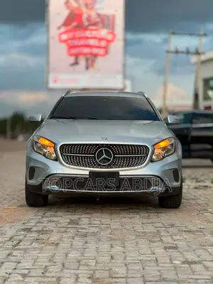 Mercedes-Benz GLA 250 2016 Silver