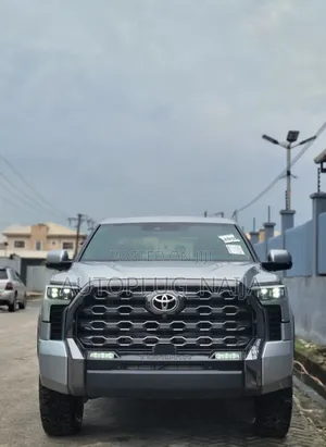 Toyota Tundra 2023 Silver