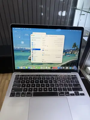 Laptop Apple MacBook Pro 2020 16GB Intel Core i7 SSD 512GB
