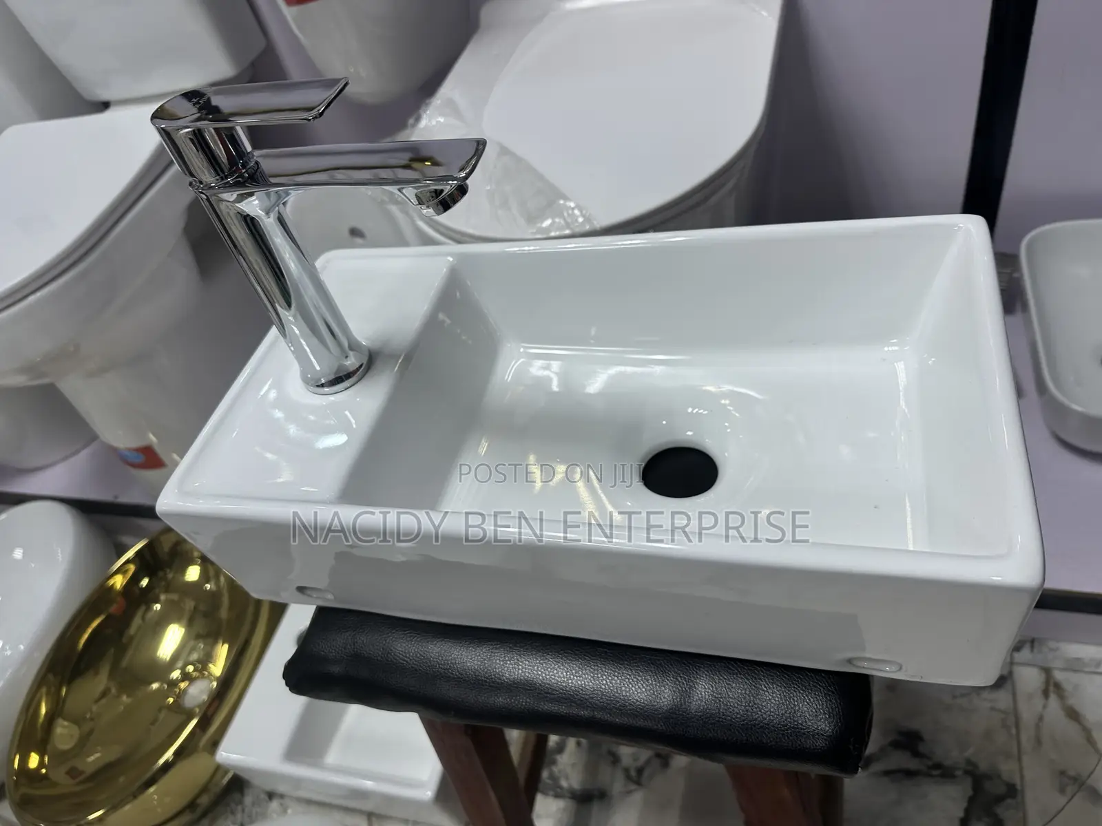 Contertop Basin With Tap