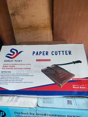 Shirley Plus + Paper Cutter A4