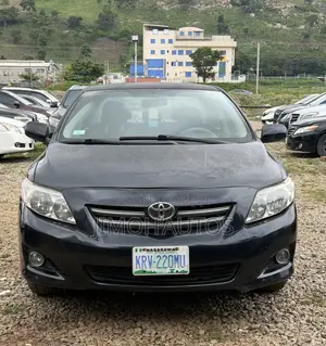 Toyota Corolla 2010 Black