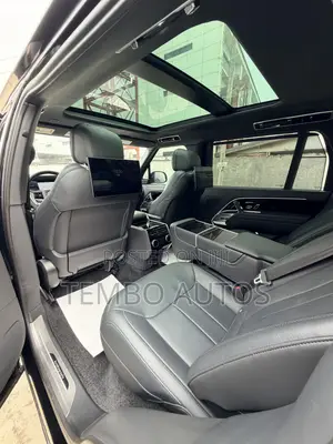 Land Rover Range Rover Vogue 2023 Black