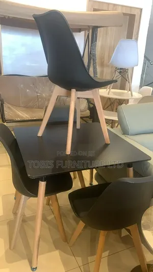 Modern 4-Seater Dining Set