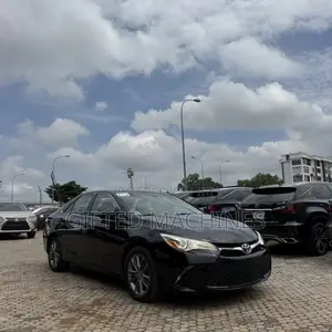 Toyota Camry 2016 Black