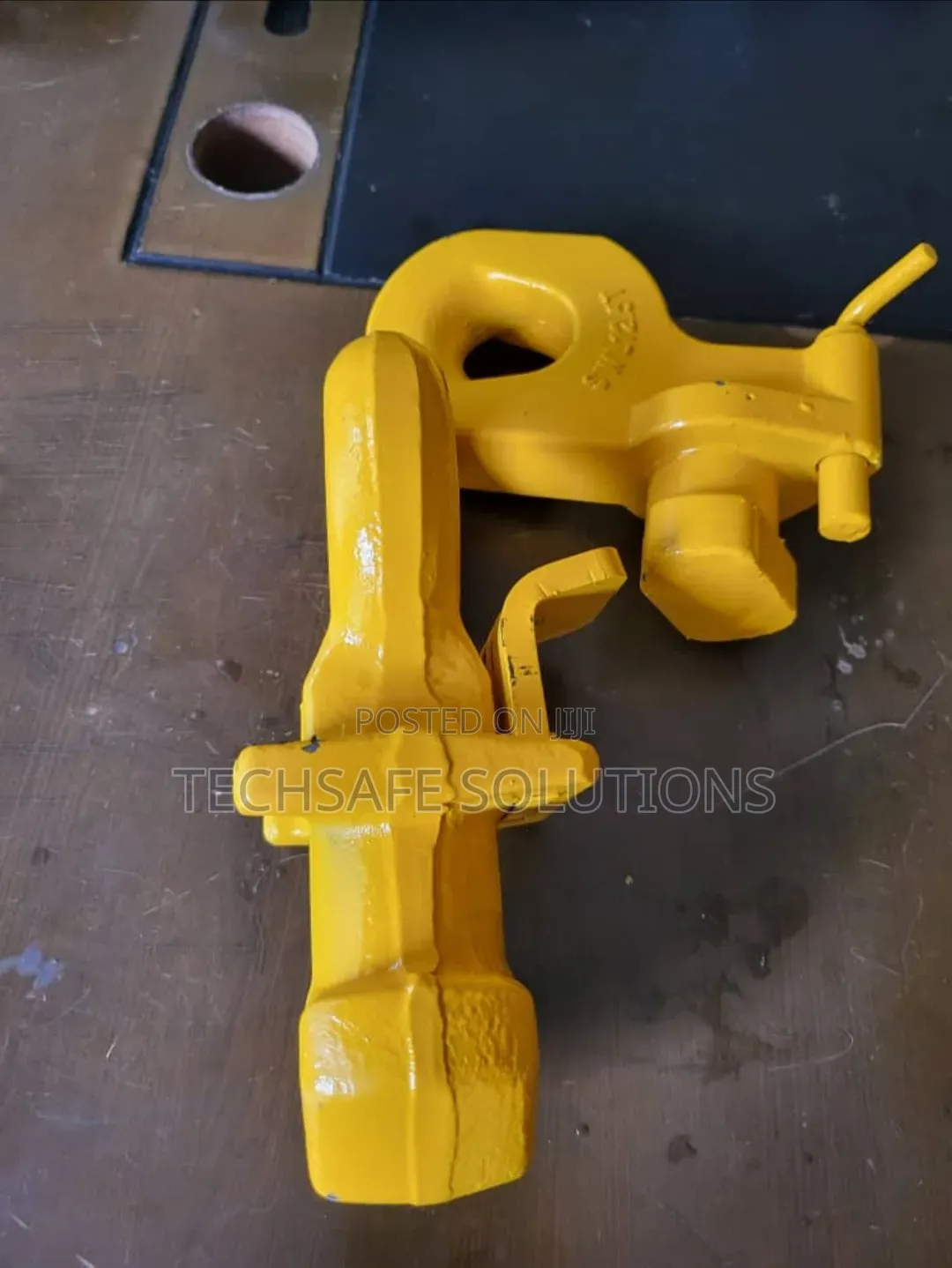Container Lifting Lugs