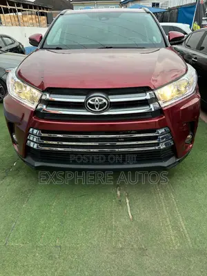 Toyota Highlander 2017 Red