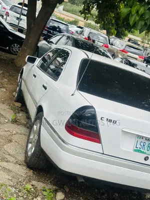 Mercedes-Benz C180 2000 White