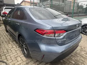 Toyota Corolla LE 2023 Blue