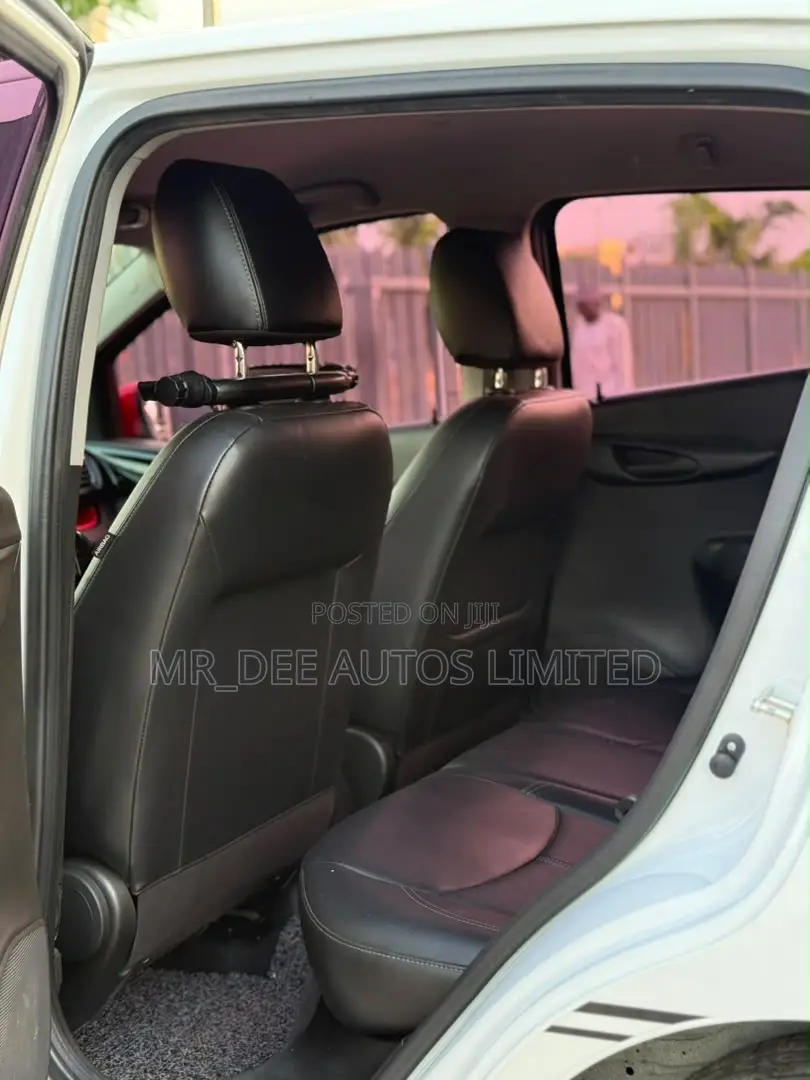 Chevrolet Spark 2016 White