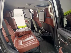 Lexus LX 570 (5 seats) AWD 2017 Black
