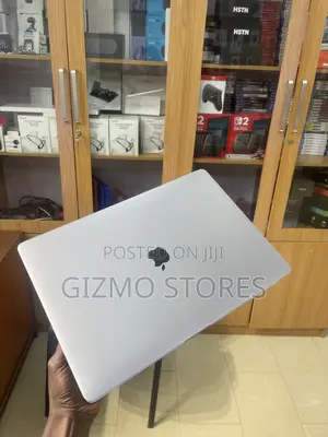 Laptop Apple MacBook Pro 2019 16GB Intel Core i7 SSD 512GB