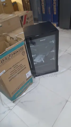 Hisense JC-94 Glass Door Beverage Cooler – Brand New