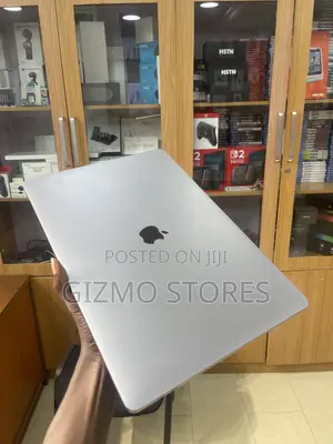 Laptop Apple MacBook Pro 2019 16GB Intel Core i7 SSD 512GB
