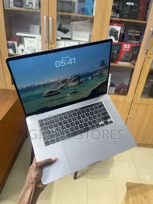 Laptop Apple MacBook Pro 2019 16GB Intel Core i7 SSD 512GB