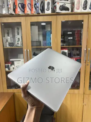 Laptop Apple MacBook Pro 2019 32GB Intel Core i9 SSD 1T