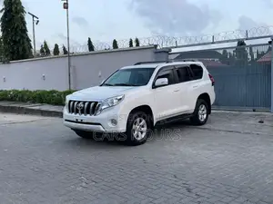 Toyota Land Cruiser Prado 2.7 2017 White