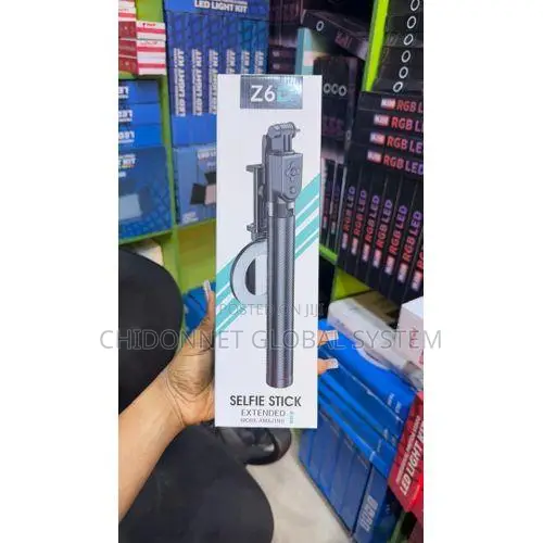 J20 Selfie Stick