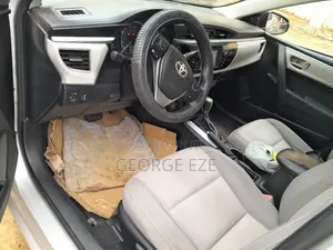 Toyota Corolla 2015 Silver