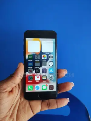Apple iPhone 7 32 GB Black