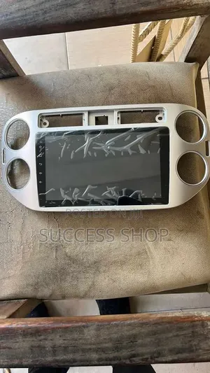 Volkswagen Tiguan 2006-2016 Android Screen + Reverse Camera