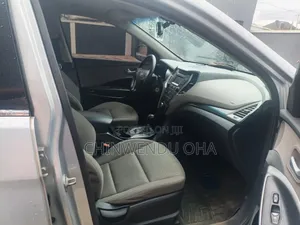 Hyundai Santa Fe 2016 Silver