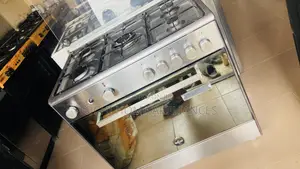 Clean Imported 5 Burner Gas Cooker
