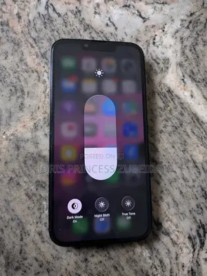 Apple iPhone 16e 128 GB Black